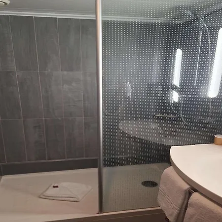 Hotel Ibis 2*
