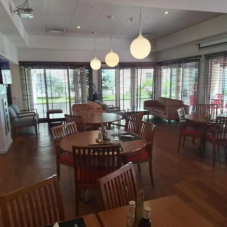 Ibis Setubal