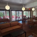 Hotel Ibis 2*