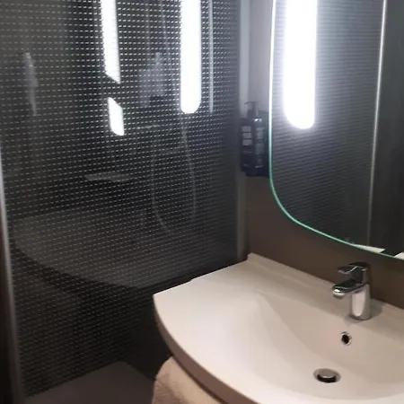 Ibis 2*
